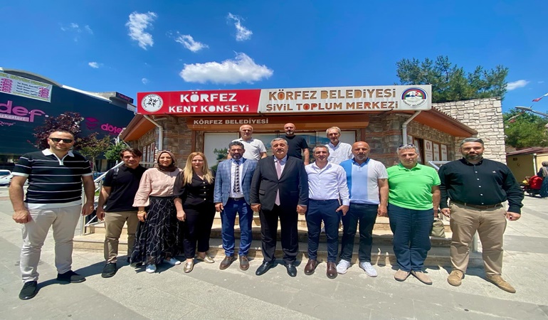 Körfez Kent Konseyi Başkanı Önal gençlerle bir araya geldi