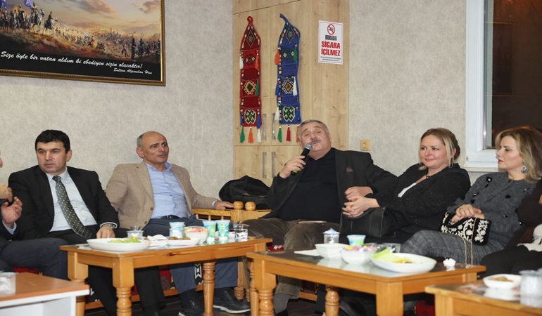 Körfez Muşlular Derneği'nde sazlı sözlü gece