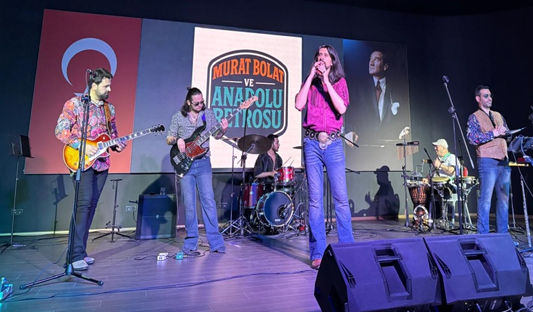 Körfezim Eğitim Kurumları'nda konser coşkusu