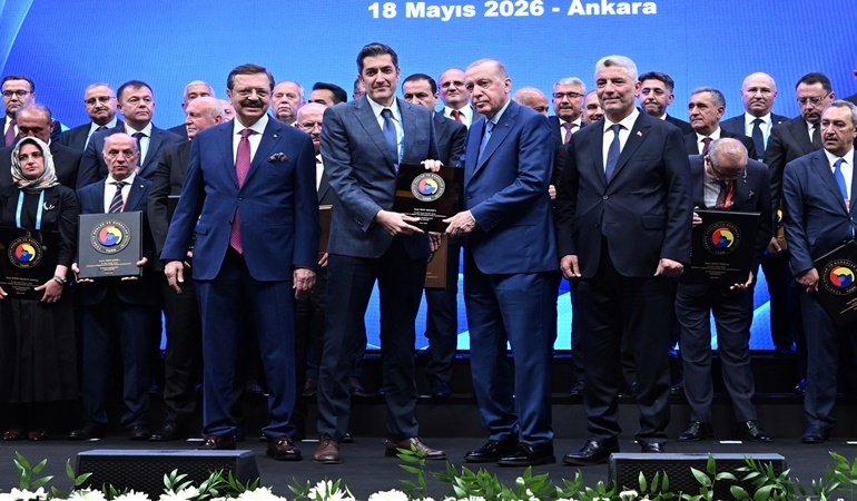 KOTO Genel Sekreteri Anlıpak’a TOBB hizmet şeref plaketi