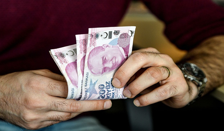 Kredi faizlerine sınırlama geldi