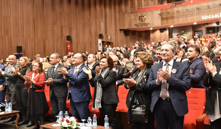 KSO Oda Orkestrası Atatürk için sahne aldı