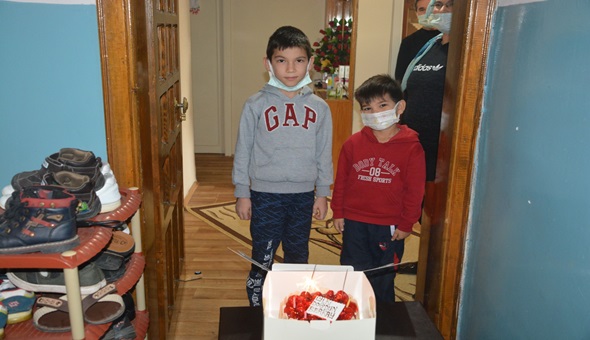 Küçük Berkay pasta istedi, Başkan gönderdi