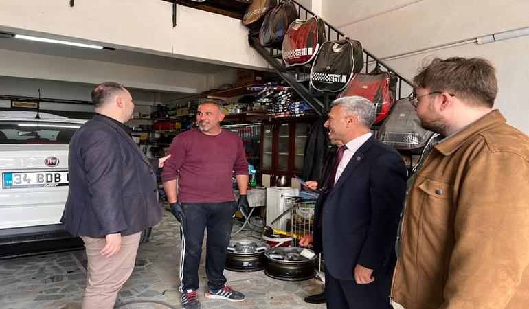 Küçükkaya: Esnafa borçla borç kapattırdılar