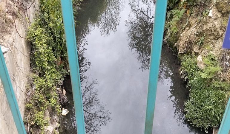 Kule deresi yine siyaha büründü!