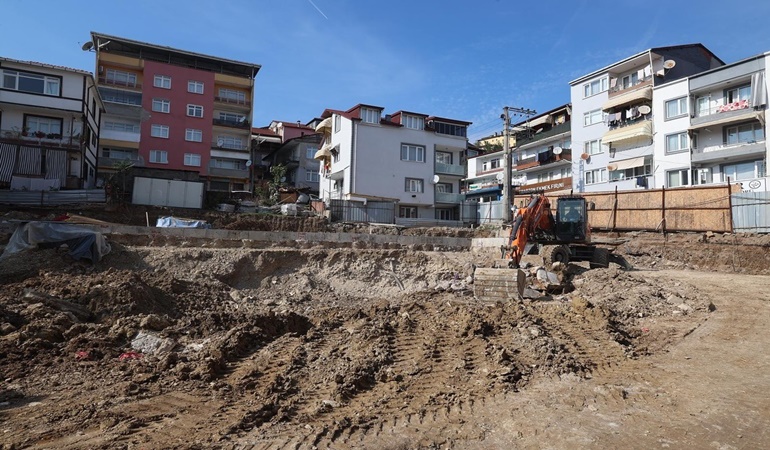Kuruçeşme’de yenisi yapılan camide aynı anda 1091 kişi ibadet edebilecek