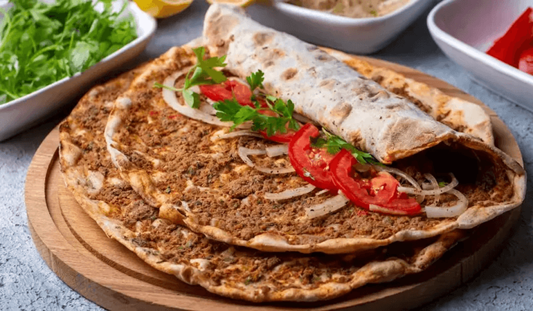 Lahmacunu 1450 TL'ye satan işletmeye ceza yağdı