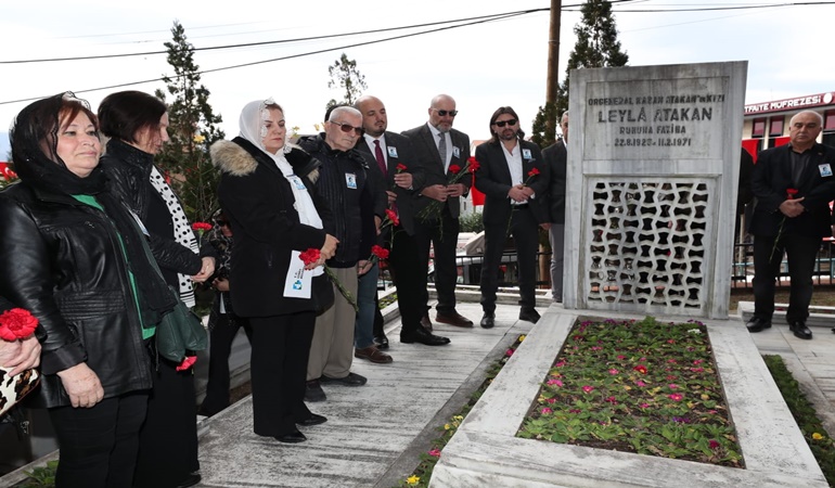 Leyla Atakan ve çalışma arkadaşları kabri başında anıldı 
