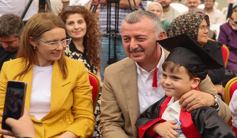 Lokomotif Çocuk Köyü, ikinci mezunlarını verdi