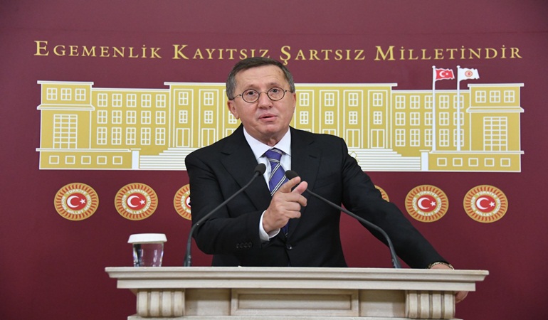 Lütfü Türkkan’dan Bakan Kurum’a deprem soruları