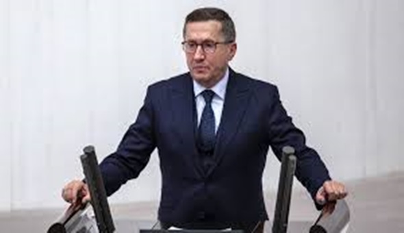 Lütfü Türkkan Kavanium Evleri'ndeki sorunu TBMM'ye taşıdı