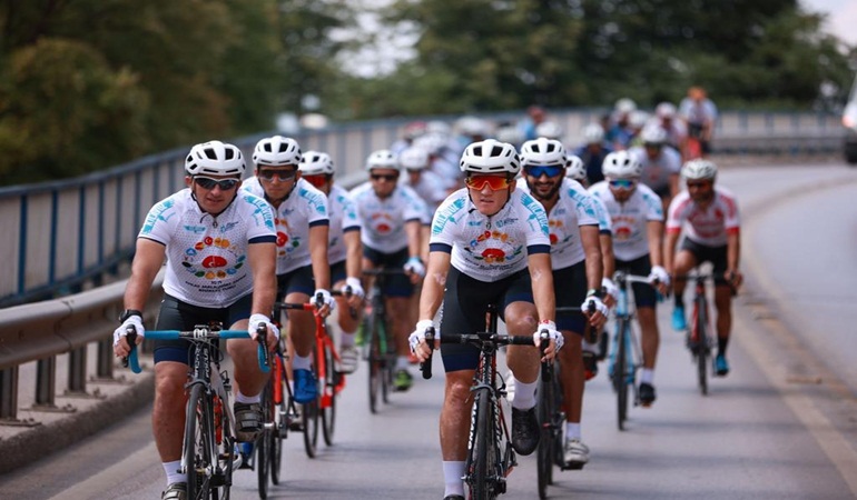 Malazgirt Zaferi için 1600 km pedal çevirecekler