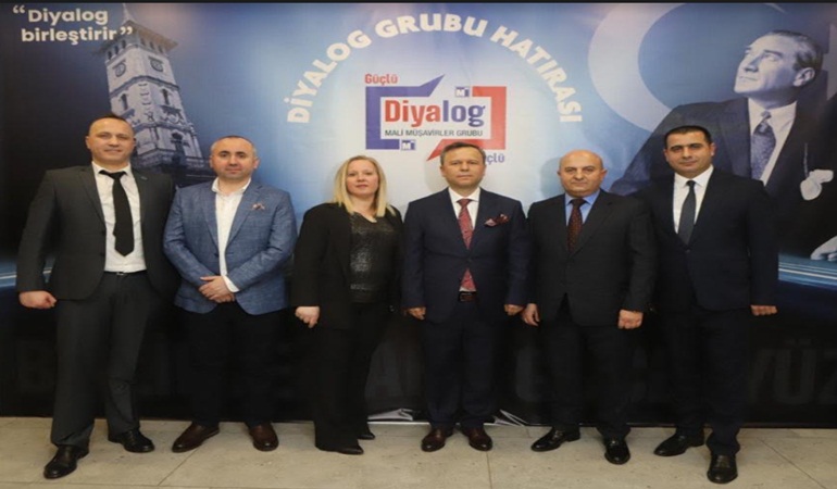 Mali müşavirlerde güç birliği