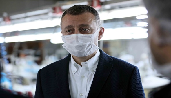 Maske üretiminde kapasiteyi artırıyoruz