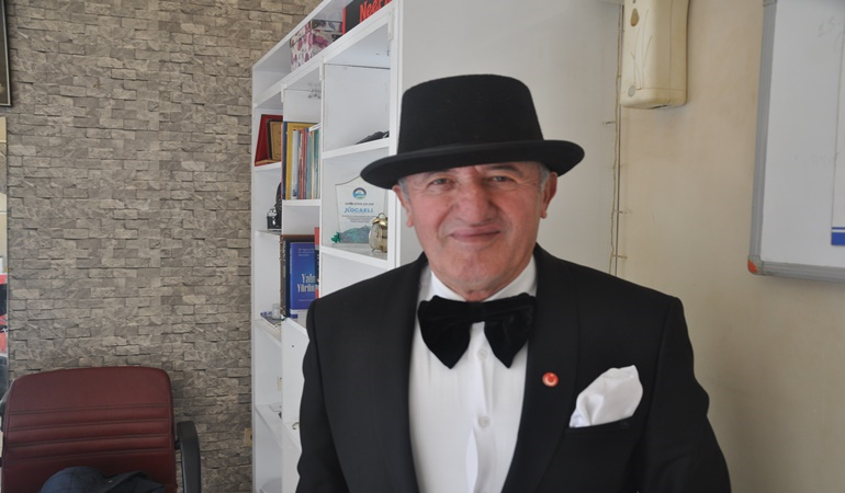 Meclise bağımsız aday olan Western Ergül’den İzmitlilere mesaj var!