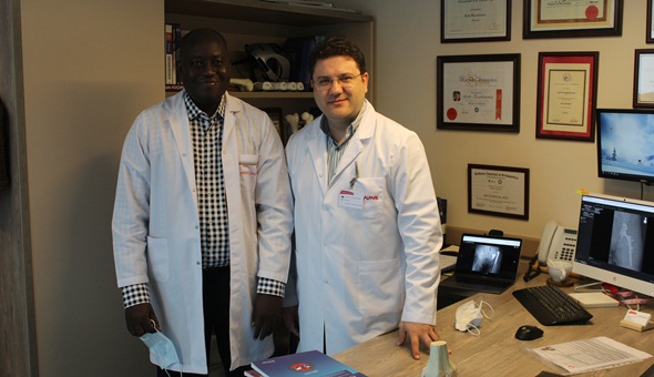 Medical Park Gebze Hastanesi yabancı hekimlere eğitim veriyor