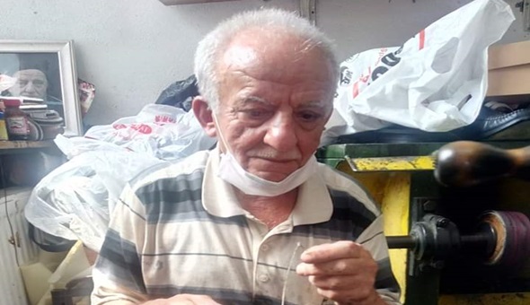 Medikalcileri peşinden koşturan İzmitli ayakkabıcı