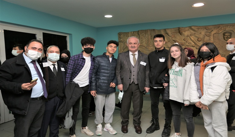 Mehmet Akif Ersoy Derince’de anıldı