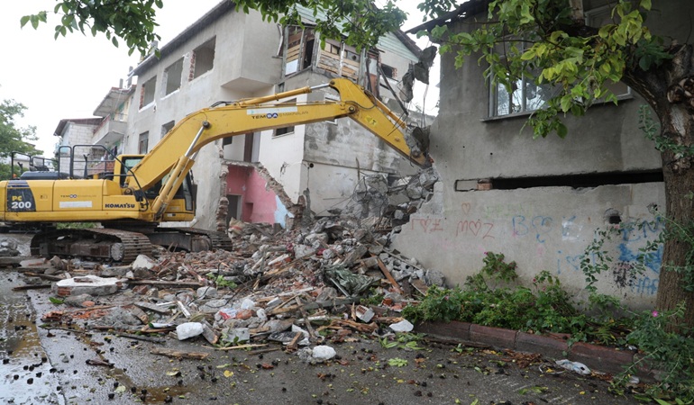Mehmet Ali Paşa’daki kamulaştırma çalışması kapsamında yıkımlar sürüyor
