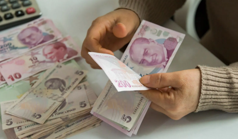 Memur ve emekli maaşlarına yapılacak zam belli oldu