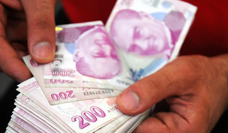 Memur ve emekliye ek zam yolda