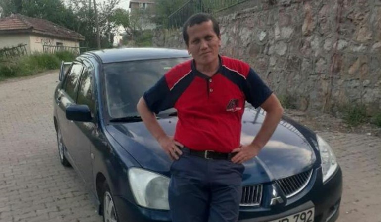 Merdivenden düşerek hayatını kaybetti