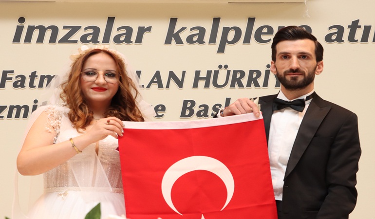 Merve Baykara ile Hakan Demirel evlendi