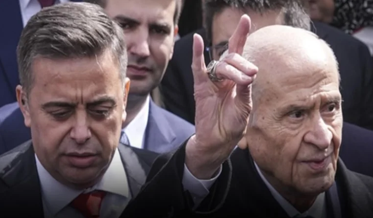 MHP'de ülkücü slogan yasağı