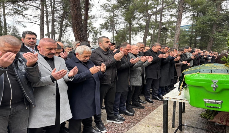 MHP Dilovası yönetici Karabük’te eski başkanı son yolculuğuna uğurladı