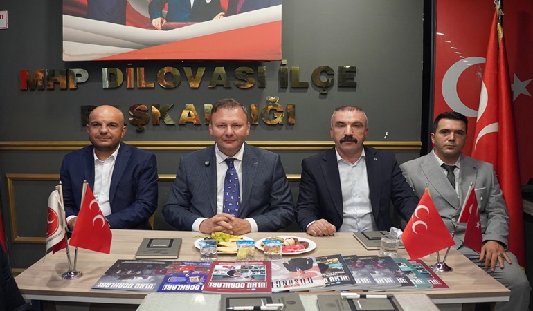 MHP İl Başkanı Emengen ekibiyle Dilovası teşkilatını ziyaret etti 