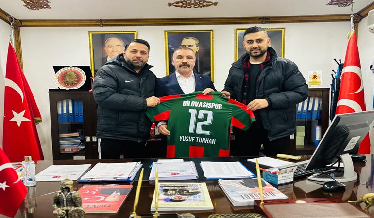 MHP’li başkan Turhan’a Dilovası spor bayrağı