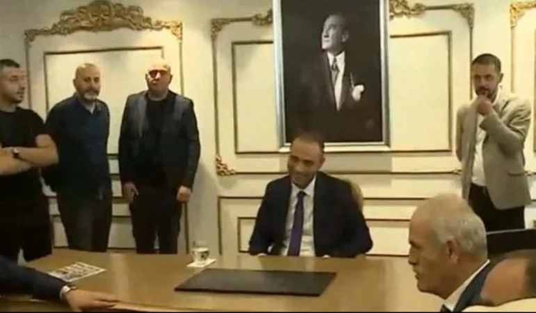 Milli iradeyi gasp ettik diye düşünüp utanmadılar bile!