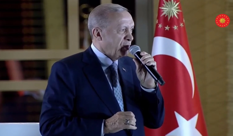 Montaj videosunu gerçekmiş gibi bir kez daha anlattı