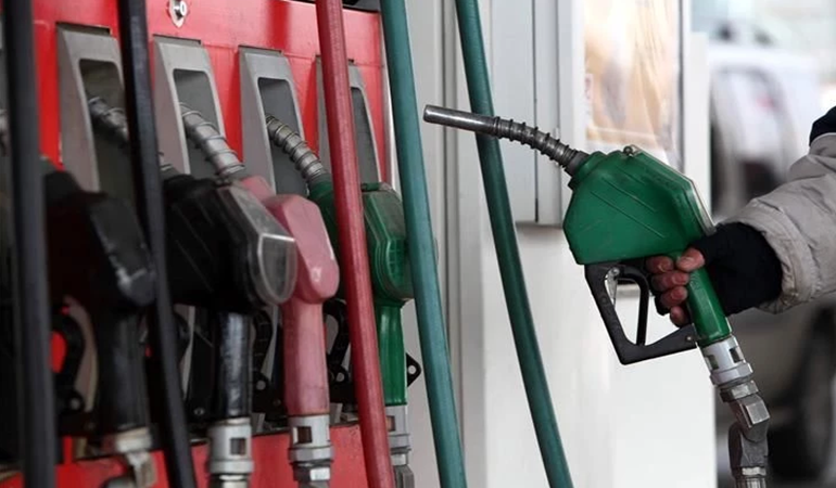 Motorinde dev indirim