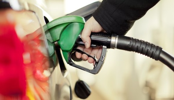 Motorinin fiyatı benzini geçti 