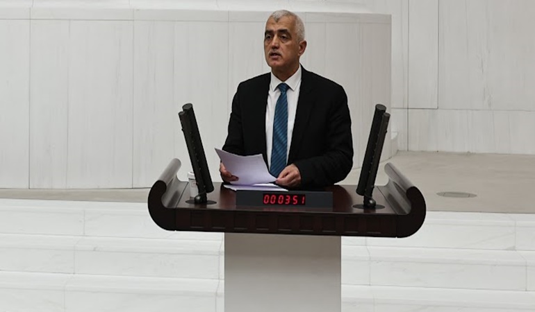 Müebbet hapis cezası verilen darbeden habersiz masum askerlerin vebali sizin boynunuzda!