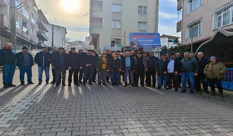 Muhtar adayı Hasan Atik mahallelilerle kahvaltıda buluştu