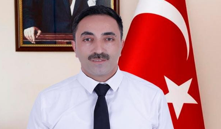 Muhtar Özay AKP’den Dilovası Belediye Başkanlığa aday olmaya hazırlanıyor