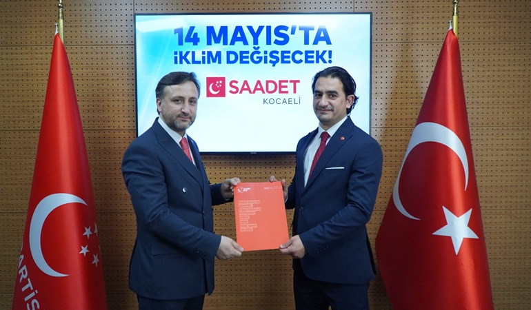 Murat Karaturp milletvekili aday adaylığına başvurdu