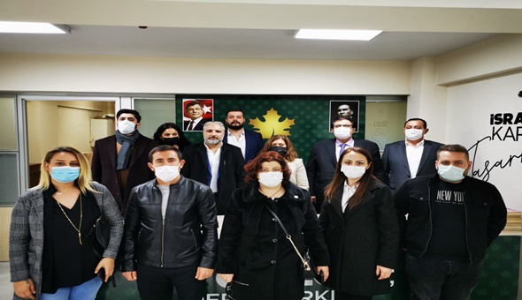 Müslüm Osmanoğlu ilçe başkanlığını devretti