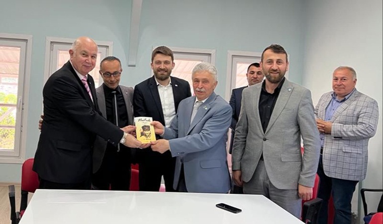 Naipoğlu ve Ercan'dan Gölcük'te eğitimcilere ziyaret 