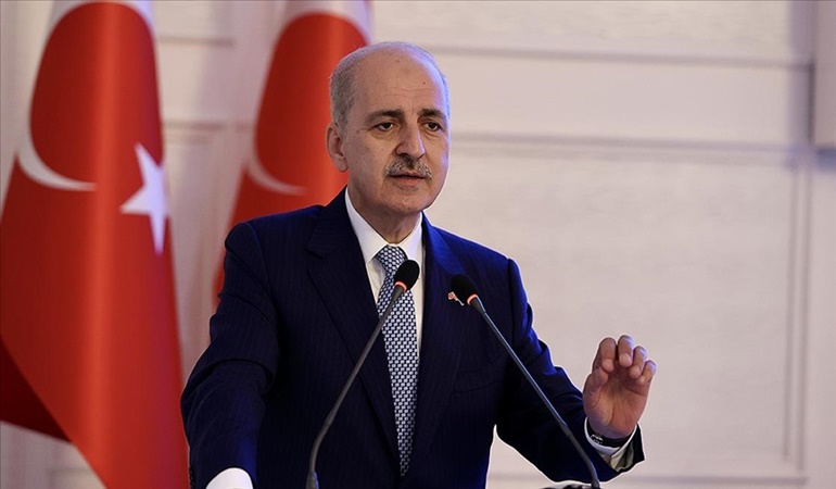 Numan Kurtulmuş, Atatürk'e dil uzatan kişiyi andı