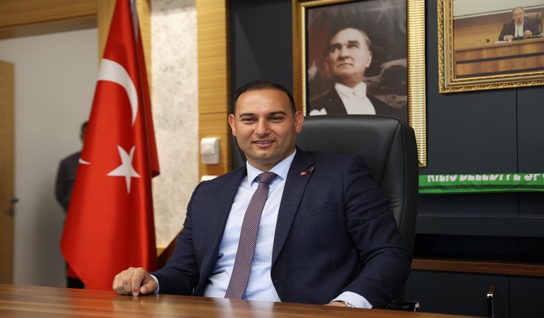 O belediye başkanı da AKP'ye geçecek!