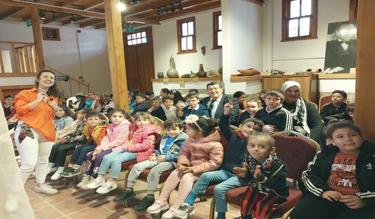 Öğrenciler Yalı Evleri’nde masal gibi bir gün yaşadı