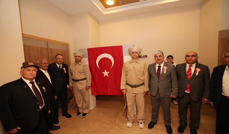 Ömeroğlu: Gazilerimiz baş tacımızdır