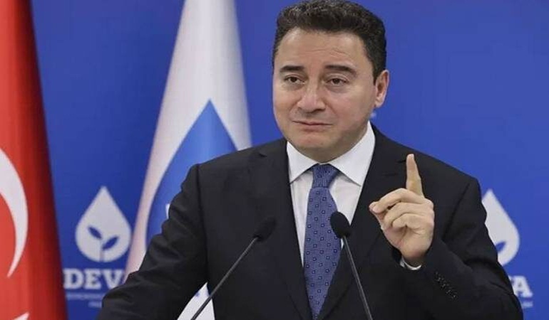 Önümüzdeki seçim demokrasimiz için ölüm kalım meselesi