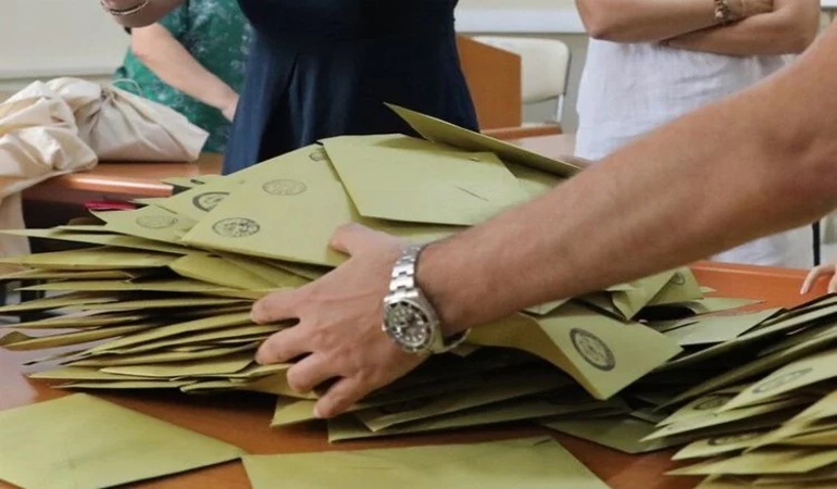 Oy sayımı sürerken mazbata vermek hangi kitapta yazıyor?