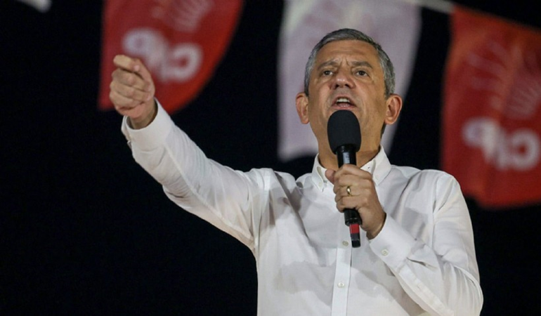 Özel'den Erdoğan'a: Diz çökmeyeceğiz, teslim olmayacağız