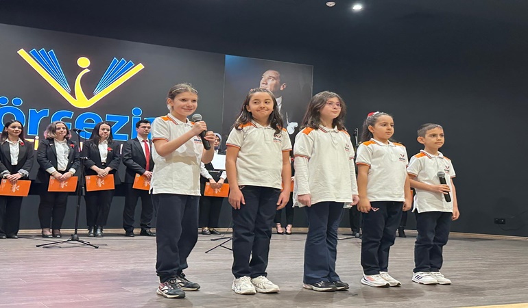 Özel Körfezim Eğitim Kurumları’nda anlamlı program