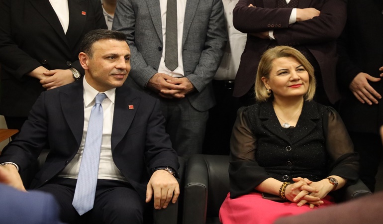 Özgür Çelik,  Fatma başkandan övgüyle söz etti